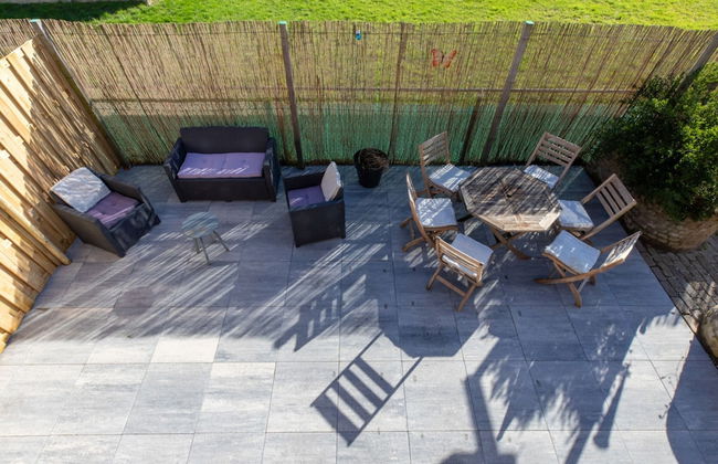 Welcoming Holiday Home With Garden - Photo 24