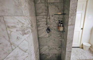 Woodhaven Cottage Downtown McKinney - Foto 43