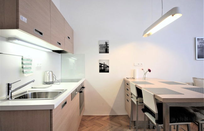 City Castle Aparthotel - Foto 52