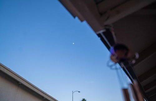 Enchanting Garden with Luxe Jacuzzi Spacious Yard - Foto 38