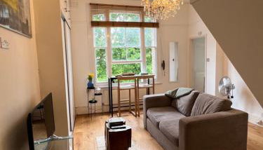 Mezzanine Studio Flat in Putney - Foto 2