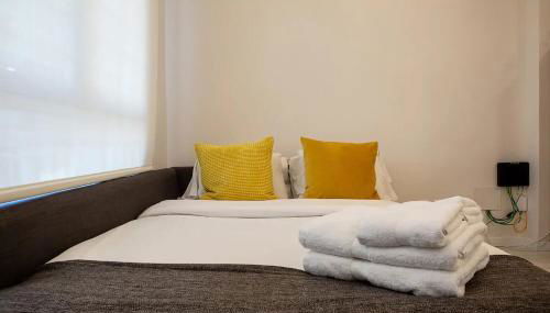 Charming Ribera del Manzanares Madrid - Photo 2