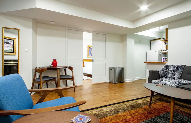 A Classy Corner of DC near Dupont Circle - Foto 11