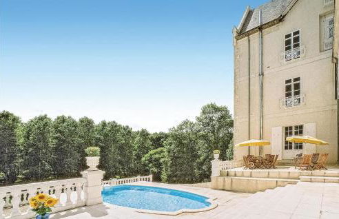 Awesome Home In Ardentes - Foto 1