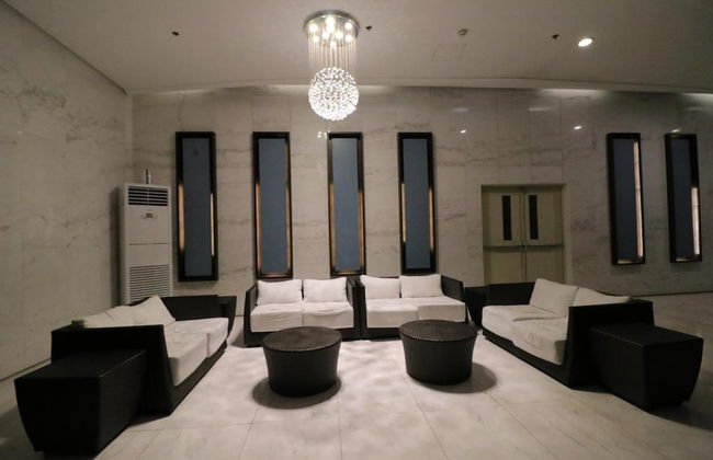 Oasis Regency at Fort Victoria BGC - Photo 2
