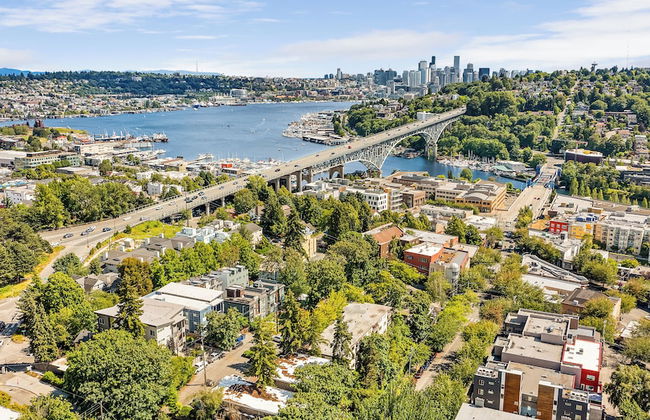 Dancing Wings Retreat Walker Paradise - Photo 26