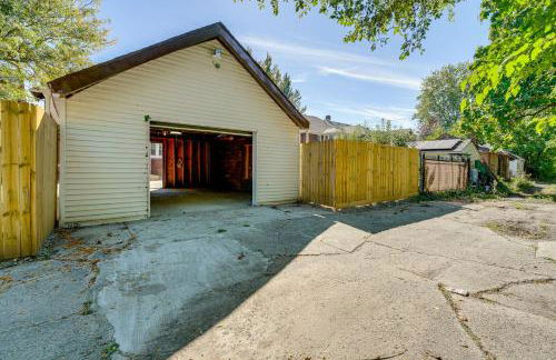 5 Mi to Dtwn Detroit Pet-Friendly Edison Home - Photo 38