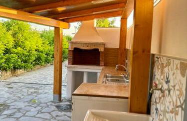 Summer House - Photo 17