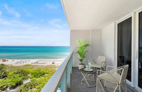 Amazing Ocean and 1 Hotel pool Views 2BR 3BA w Balcony - Foto 22