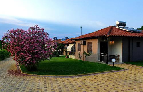 Katina's House - Photo 13