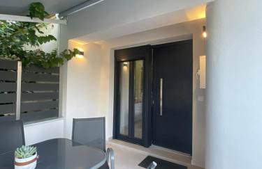 Sofia's House - Photo 15