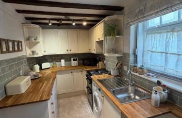 Pretty Cottage in Harleston, Norfolk, dog friendly - Photo 26