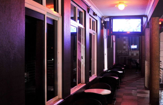 Goldmark Apartments - Photo 23