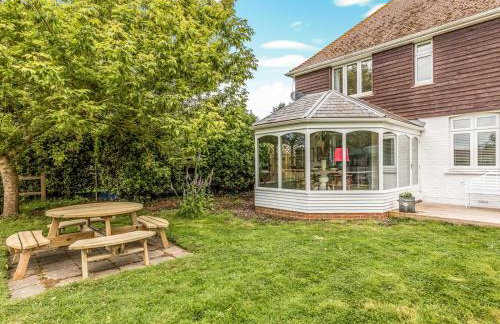 Pretty Three Bedroomed home near the Beach - Pass the Keys - Foto 52