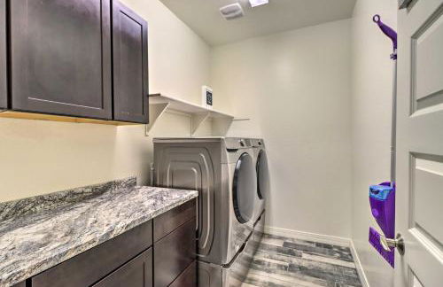 Heated Pool and Putting Green Goodyear Retreat! - Foto 23