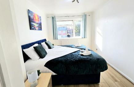 Cosy and spacious Home -Free parking, Free WiFi- sleeps 5 by FINNA Properties Ltd - Foto 26
