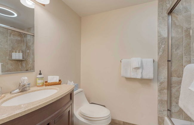 Lake Star by Avantstay Hot Tub, Walk to Beach - Foto 26