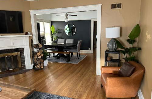 Beautiful Luxury Suite A & B of Shorewood Home - Foto 6