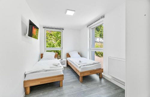 Perfekt für Firmen und Gruppen - 1 Haus - 12 Wohnungen - Foto 21