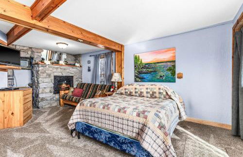 The Inn On Gitche Gumee - The Loons Nest Room - Foto 1