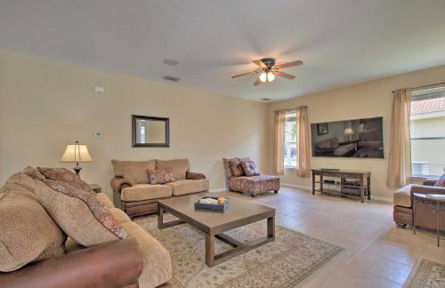 Outdoor Oasis with Pool Davenport Resort Escape! - Foto 6