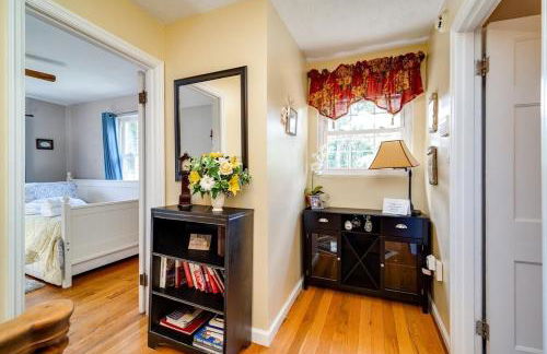 Antique Charm 3BR Gourmet Kitchen & Large Yard - Foto 26