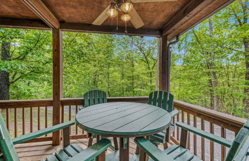 Seventh Heaven - Hot Tub, Pet Friendly, Grill, Wifi, Deck, Covered Porch, Family Friendly, Kid's Loft, King Bed - Foto 60