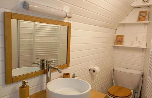 Escapade Romantique sous les toits de Kéréon - Centre Historique, rue piétonne - Foto 22