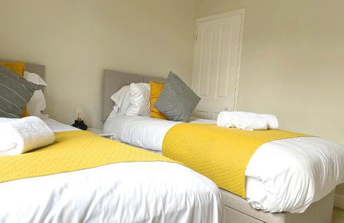 The Racecourse - Quaint Victorian Home With Free Parking - Foto 37