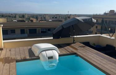 Ático con Piscina Privada y zona Chill Out - Foto 6