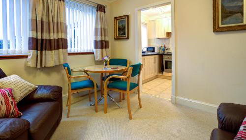 Cedars Apartment - Photo 2