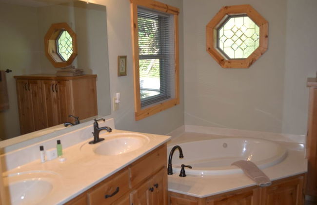 The Esmeralda Inn at Lake Lure - Foto 45