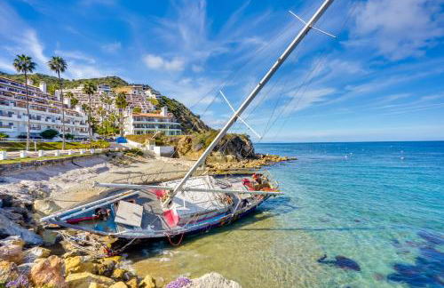 Bright Catalina Island Condo with Ocean Views! - Foto 32