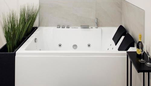 Rehouse - Luxury Suite w Jacuzzi - Foto 3