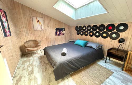 Superbe LOFT centre-ville - Sauna - parking privé -Clim- 1 à 10personnes - Foto 32