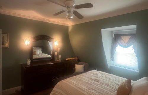 2Br Private Victorian Apartment in City location on half acre Sleeps 5 - Foto 33