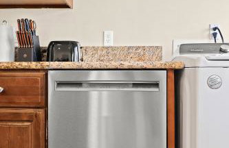 Sunny & Cheerful Near I-10 ~ Queen Beds ~ Parking - Foto 43