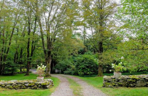 Historic Estate - 5 min to Mohawk Mt Ski Resort - Foto 60