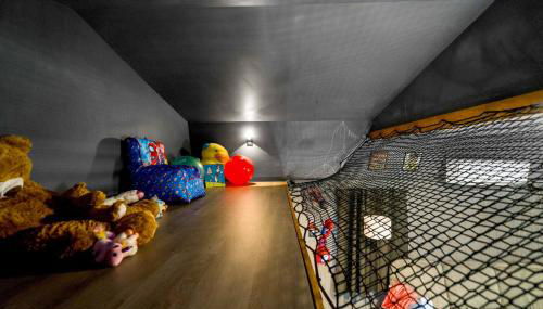 SpiderMan in SNP~FamilyGetaway~Arcade~HotTub~ESVE - Photo 2