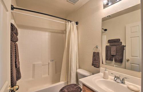 Relaxing San Tan Valley Retreat with Pool and Hot Tub! - Foto 25