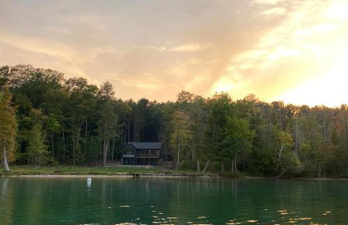 Torch Lake Blue 4BDR Beachfront House ➠ 2364 - Foto 4