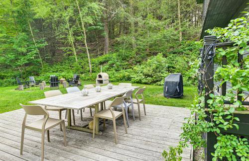 8 Mi to Tanglewood and Butternut Ski Spacious Home! - Foto 33