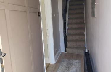 Connsbrook House- Stylish 2 Bed NITB approved close to city - Foto 17