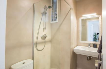 GAVA 2 BEACHFRONT PENTHOUSE - Photo 29