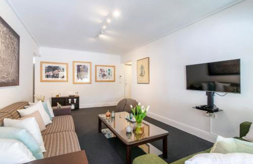 Sun & Sea Suite, Kavouri - Photo 4