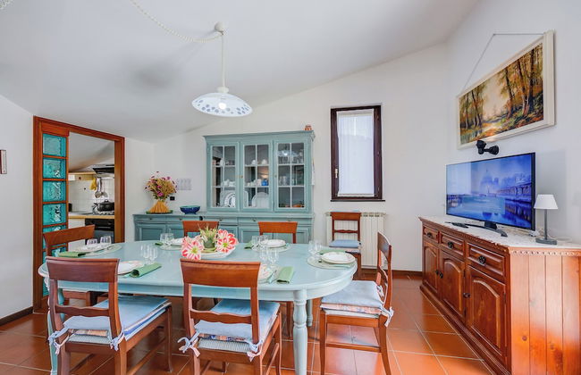 Villa Breezy Way - Among Greenery - Photo 16