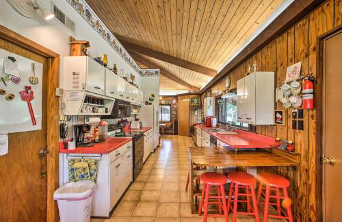 Pine Lodge Cabin on 450 Acres in Ozark Mountains - Foto 7