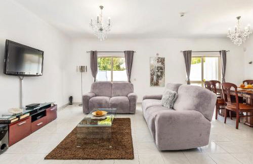 Villa Chiquito Albufeira - Private Pool&Parking - BBQ&AC&WI-FI - Foto 18