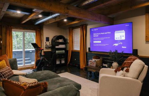 Family Retreat Sauna Hot Tub Games Peloton - Photo 34