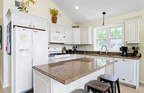 Large Open Floor Home with Fire Pit on the Lake - Foto 11